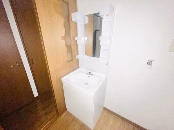 detached 東京都福生市南田園１丁目

地図を見る