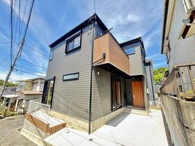神奈川県横須賀市平作２丁目