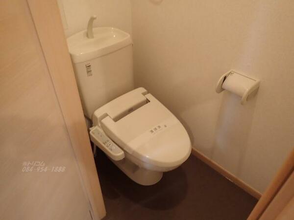 画像5:シャワー付トイレ