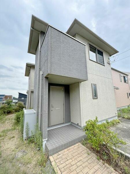 お部屋探しはタウンハウジング千葉店にお任せ下さい♪