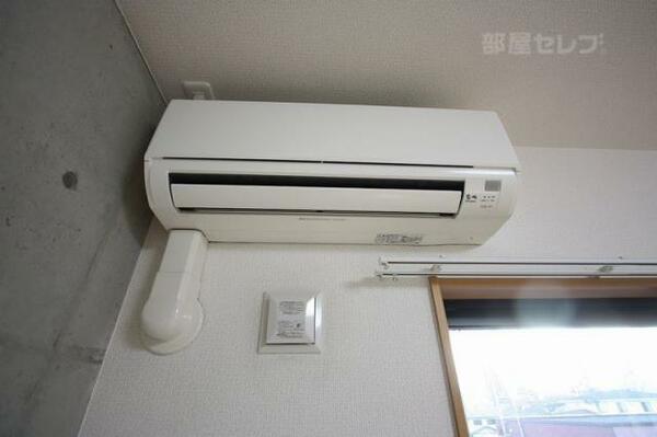 画像12:居室にエアコンがあるので過ごしやすいです。