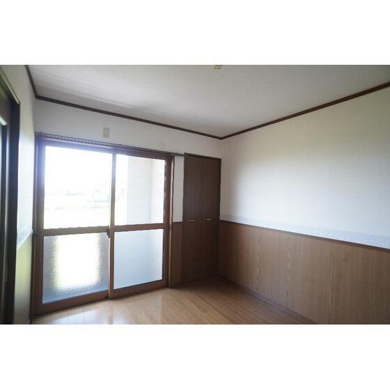 apartment 群馬県北群馬郡榛東村大字長岡
地図を見る