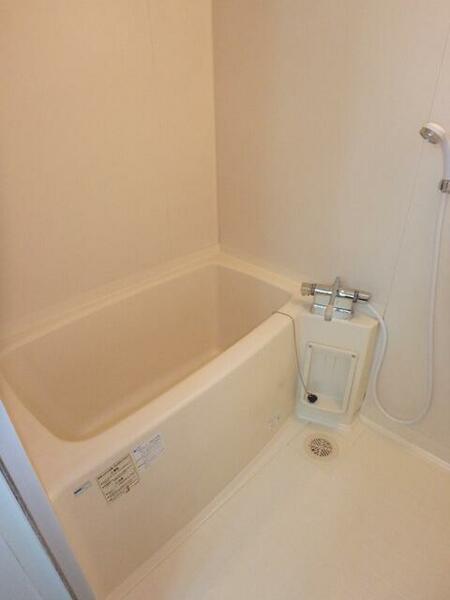 画像11:浴室サーモ水栓です