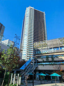 コスギ　サード　アヴェニュー