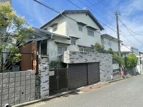 神奈川県藤沢市片瀬山３丁目
