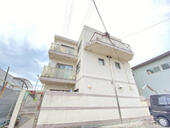 神戸市西区持子２丁目 3階建 築34年のイメージ