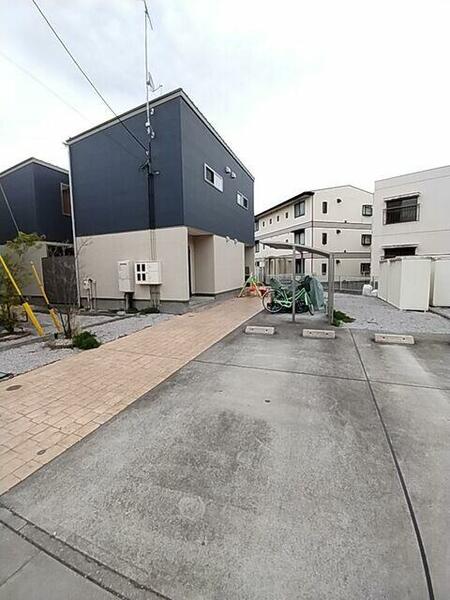 detached 埼玉県鶴ヶ島市大字上広谷
地図を見る