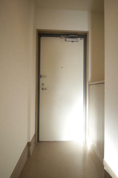 画像7:靴箱付きの玄関＾＾（609号室の写真です）