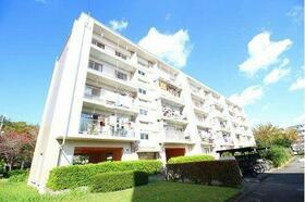 平尾住宅６３号棟〜上階無し・南東角の部屋〜