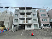 札幌市中央区北二条西２７丁目 4階建 築11年のイメージ