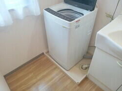 画像8:洗濯機置き場
