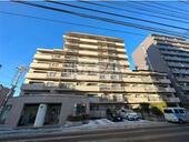 札幌市中央区南六条西１７丁目 11階建 築37年のイメージ