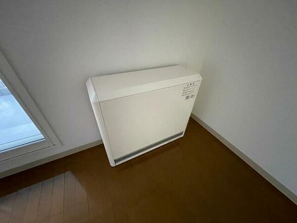 画像14:暖房は電気暖房です。寒い冬も暖かく過ごせます！