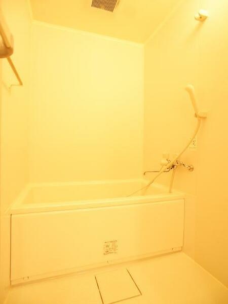 画像7:バストイレ別なので、ゆったりお風呂にもつかれますね♪