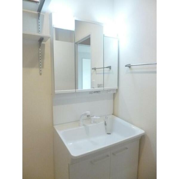 apartment 福島県相馬郡新地町駒ケ嶺
地図を見る