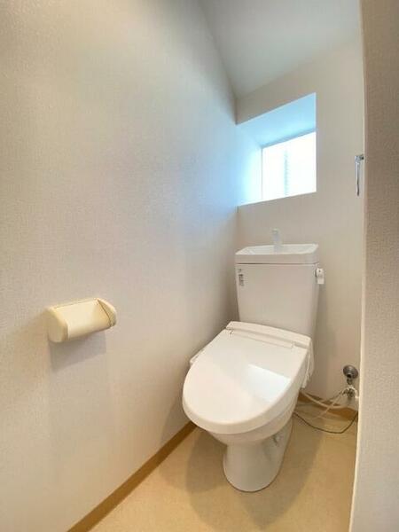 画像4:キレイに清掃されたトイレは清潔感がり気分もよくなります。