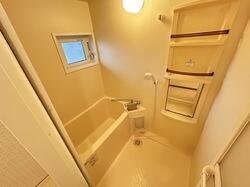 画像5:浴室（サーモ水栓）