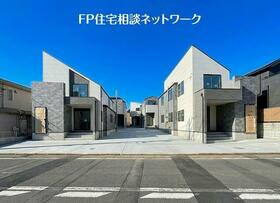 神奈川県横浜市南区平楽