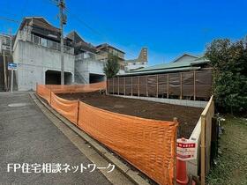 神奈川県横浜市港北区篠原東１丁目