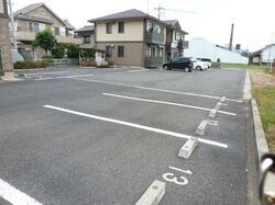 画像14:駐車場です。