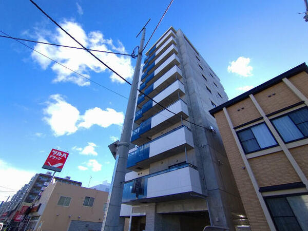 北海道札幌市中央区南十四条西９丁目(賃貸マンション2LDK・2階・52.22㎡)の写真 その1