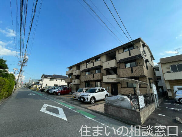愛知県岡崎市六名本町(賃貸アパート1LDK・2階・49.21㎡)の写真 その1