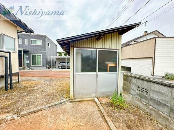 detached 山形県米沢市御廟２丁目

地図を見る