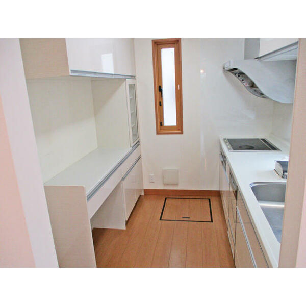 detached 東京都立川市栄町４丁目

地図を見る