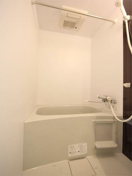 画像5:バスルーム　浴室暖房乾燥機付き　イメージ写真