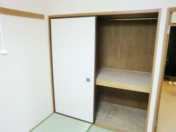 画像4:★和室の収納スペースも充実しています★
