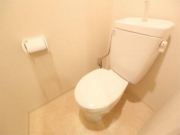 画像7:バス・トイレ別　温水洗浄暖房便座取り付け可