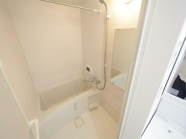 画像5:浴室ＴＶ　浴室暖房乾燥機　２４時間換気機能付バスルーム