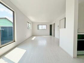 埼玉県さいたま市浦和区瀬ヶ崎４丁目