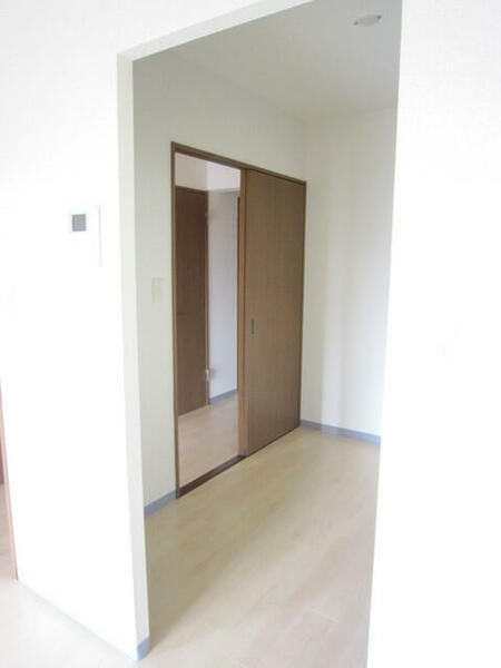 画像8:廊下側に扉があり、家事動線が良くなります