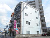 長崎市滑石２丁目 4階建 築32年のイメージ