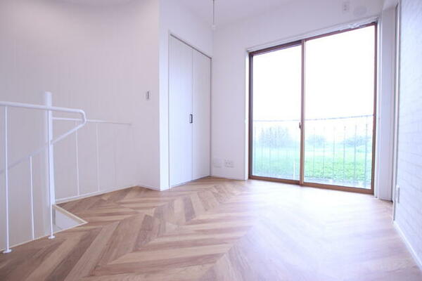 detached 東京都日野市石田２丁目

地図を見る