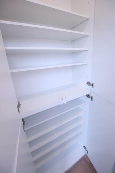 detached 東京都日野市石田２丁目

地図を見る