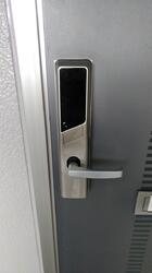 玄関：玄関鍵ICカードロック