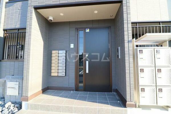 apartment 埼玉県北足立郡伊奈町栄３丁目
地図を見る