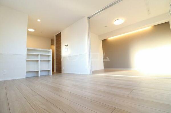 apartment 埼玉県北足立郡伊奈町栄３丁目
地図を見る