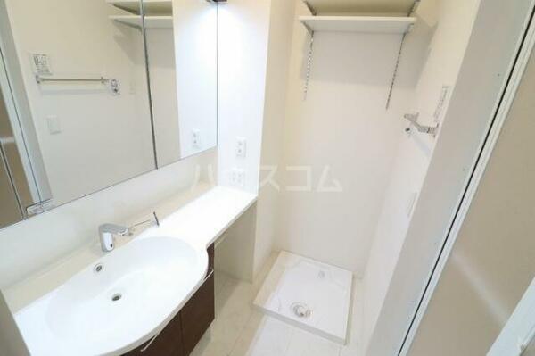 apartment 埼玉県北足立郡伊奈町栄３丁目
地図を見る