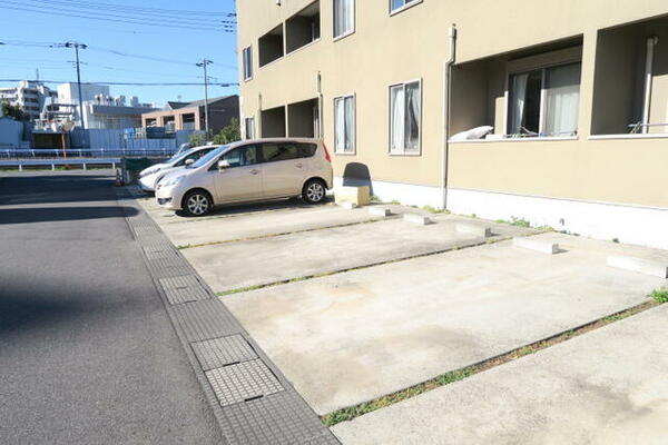 画像14:【空要確認】駐車場