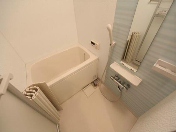 画像5:高温さし湯付　浴室暖房乾燥機付バスルーム