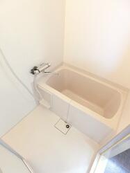 画像6:浴室（サーモ式水栓）
