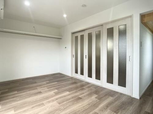 オリーブ今村_内装_0