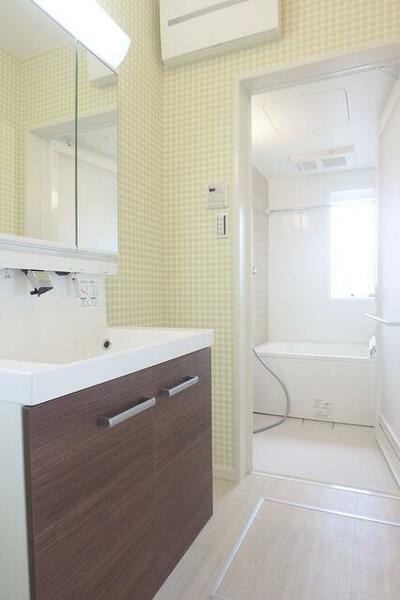 detached 東京都日野市落川

地図を見る