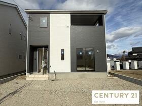 長野県上田市小泉