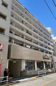 グローイン新宿御苑