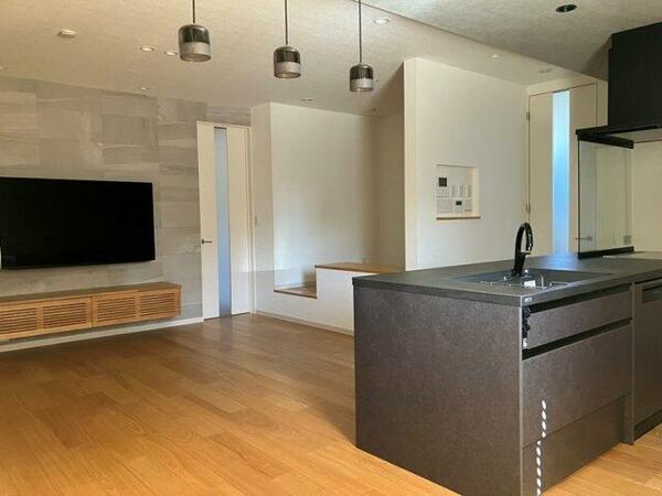 detached 埼玉県桶川市鴨川１丁目

地図を見る