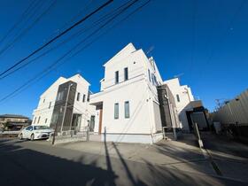 神奈川県厚木市妻田西１丁目